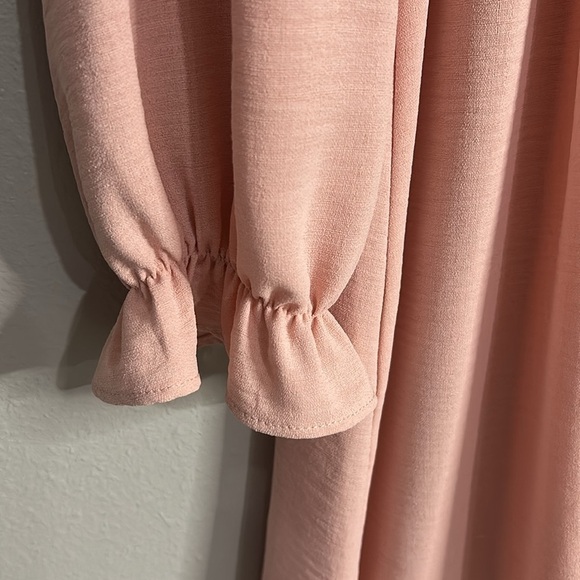 NWT Everly Ruffle Dress Long Sleeved Medium - Picture 4 of 7